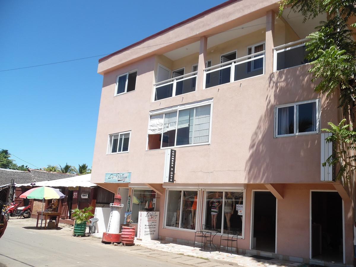 Kokoloko Hotel Ambatoloaka  Exterior foto